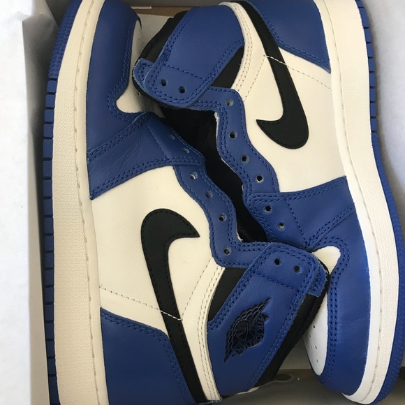 Brand new DS Nike Game Royal Jordan retro 1 sz 4.5 - Picture 1 of 3